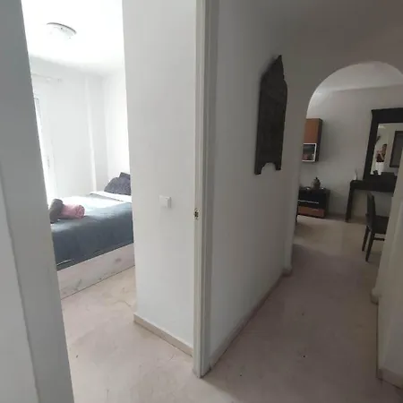 Jowi - Piso Amplio Y Familiar Apartamento Benalmádena