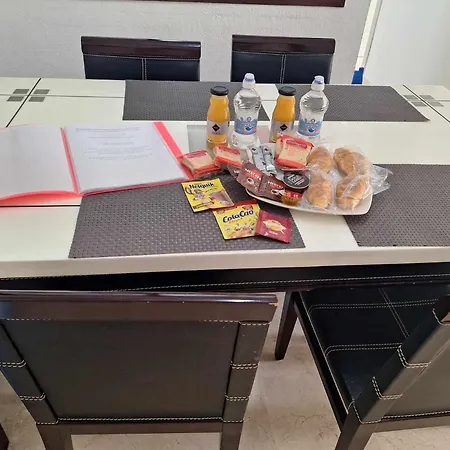 Apartamento Jowi - Piso Amplio Y Familiar
